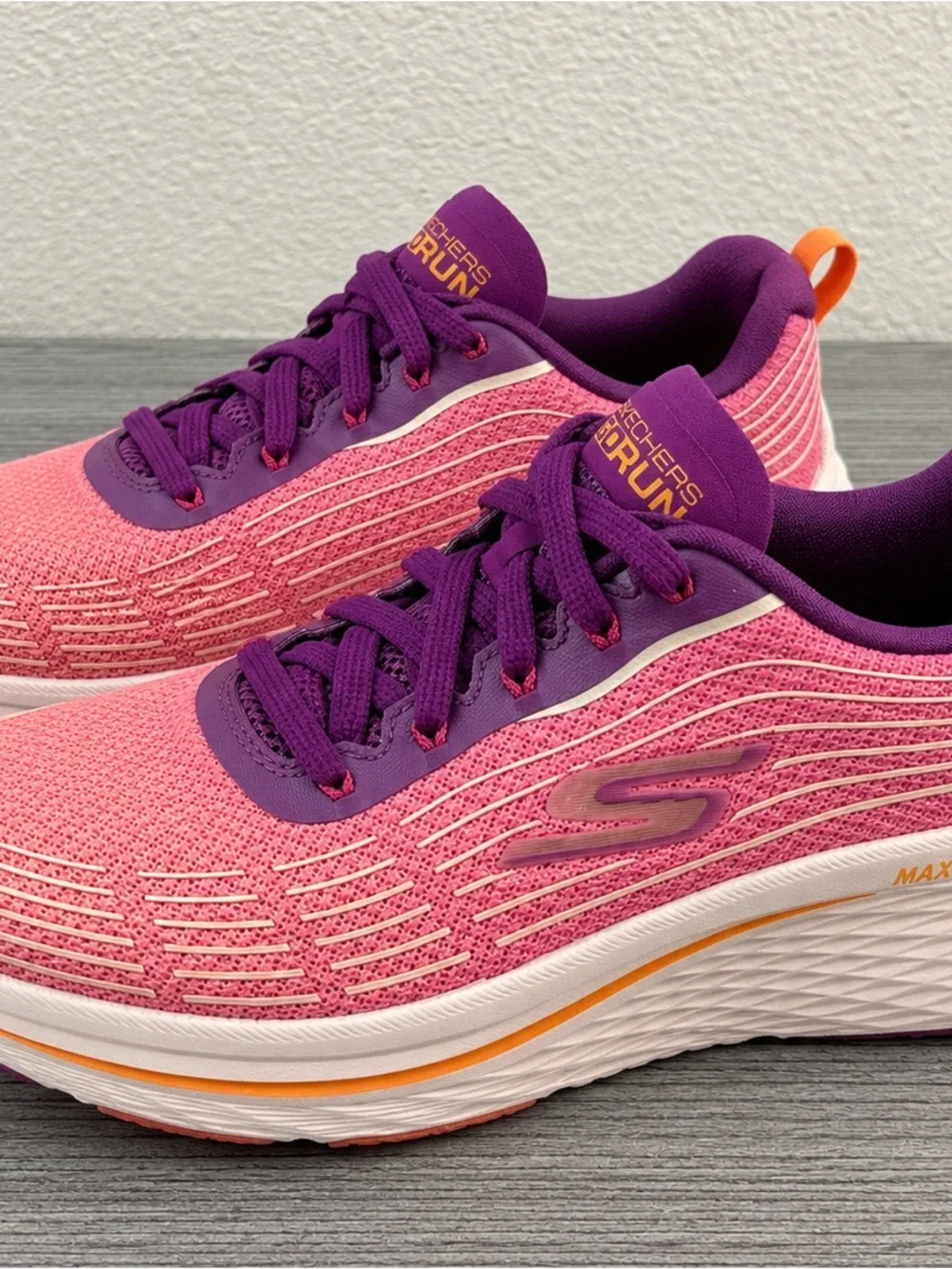 Skechers GORUN Size 8 Women’s Pink & Purple Performance Running Shoes